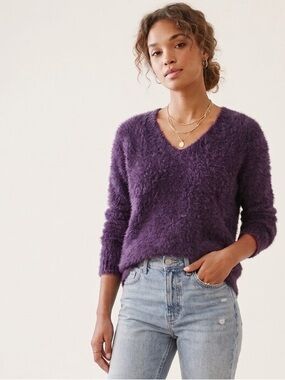 KENNETH COLE Reaction Eggplant  Deep Purple V-Neck Fuzzy Crewneck Sweater LARGE